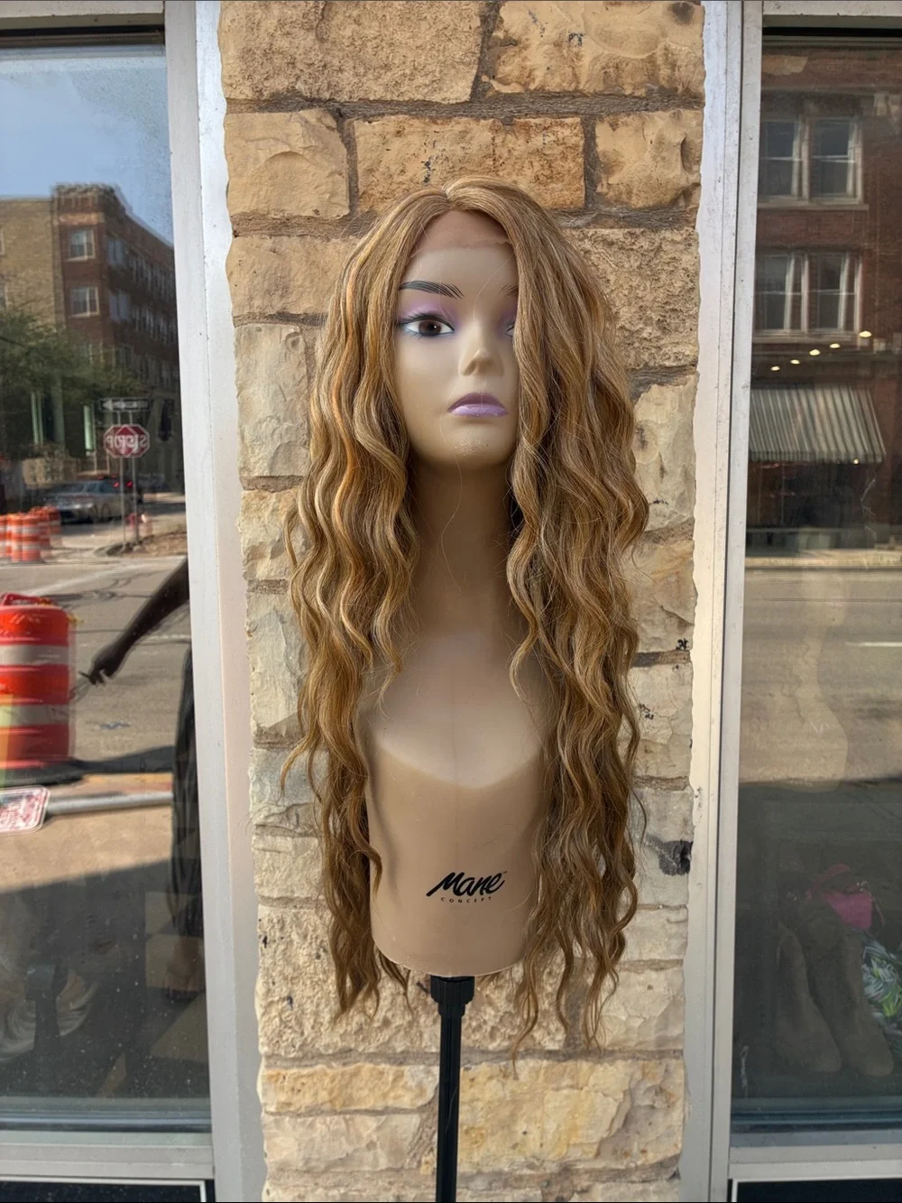 Long Wavy Wig - Honey Blonde